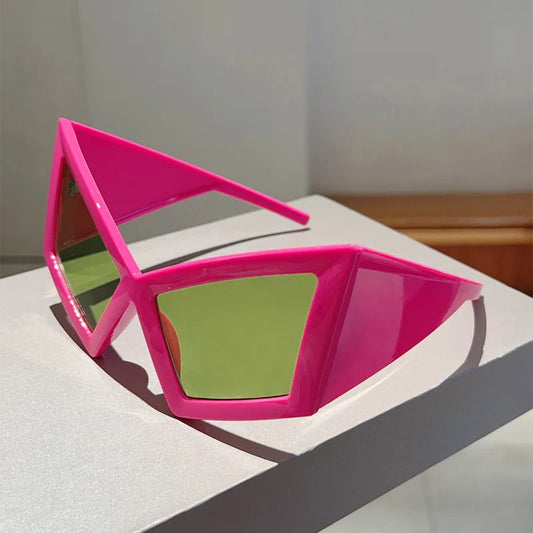 Oversized Punk Triangle Women Sunglasses Ins Popular Fashion Outdoor Beach Party Luxury Sun Glasses Female Shades UV400 Eyewear